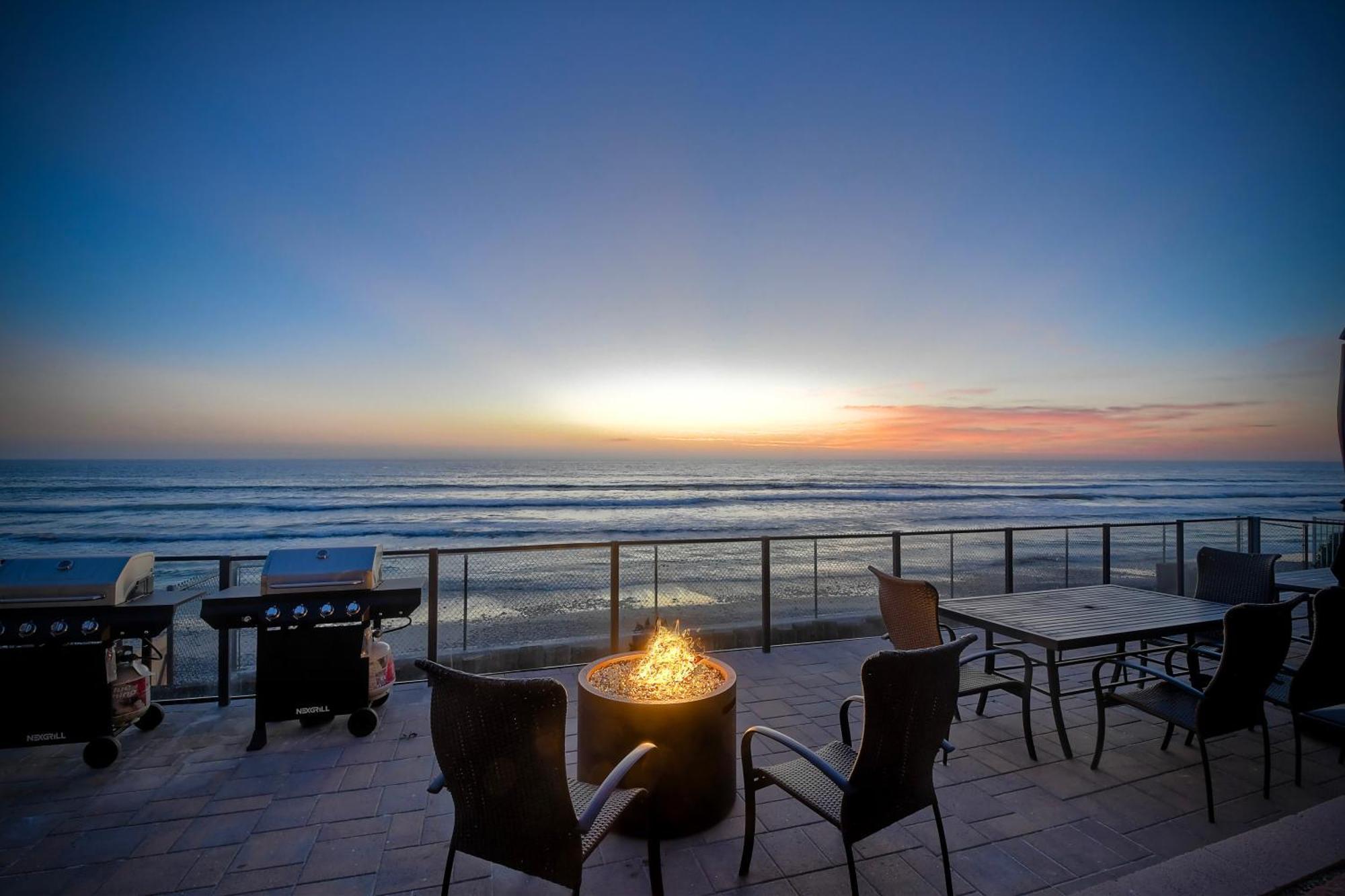 カールスバッドOceanfront Getaway Ocean Views Fire Pit Bbq Beach Accessアパートメント エクステリア 写真