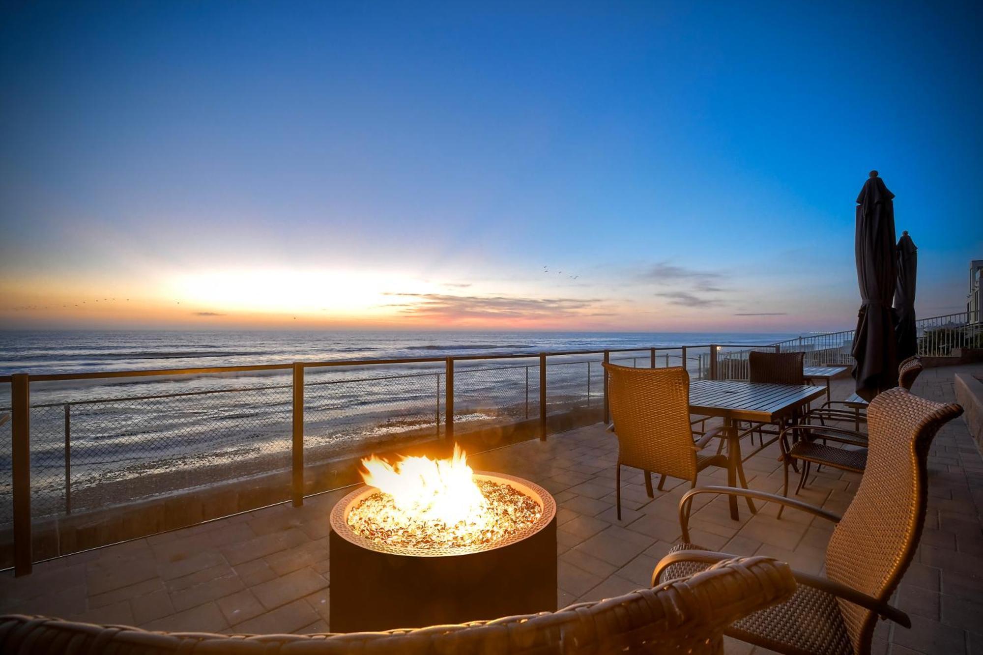 カールスバッドOceanfront Getaway Ocean Views Fire Pit Bbq Beach Accessアパートメント エクステリア 写真